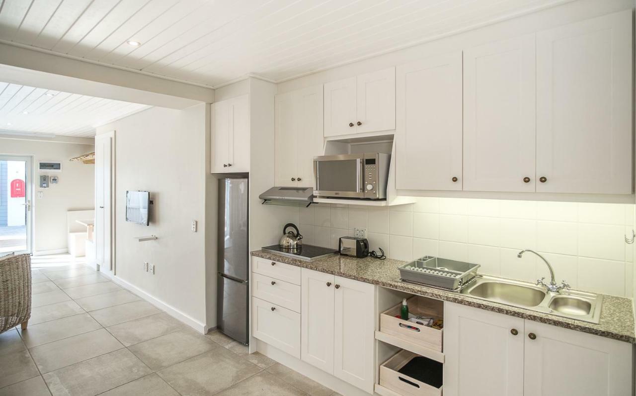 Fork West Holiday Apartments อีแลนด์สเบย์ ภายนอก รูปภาพ