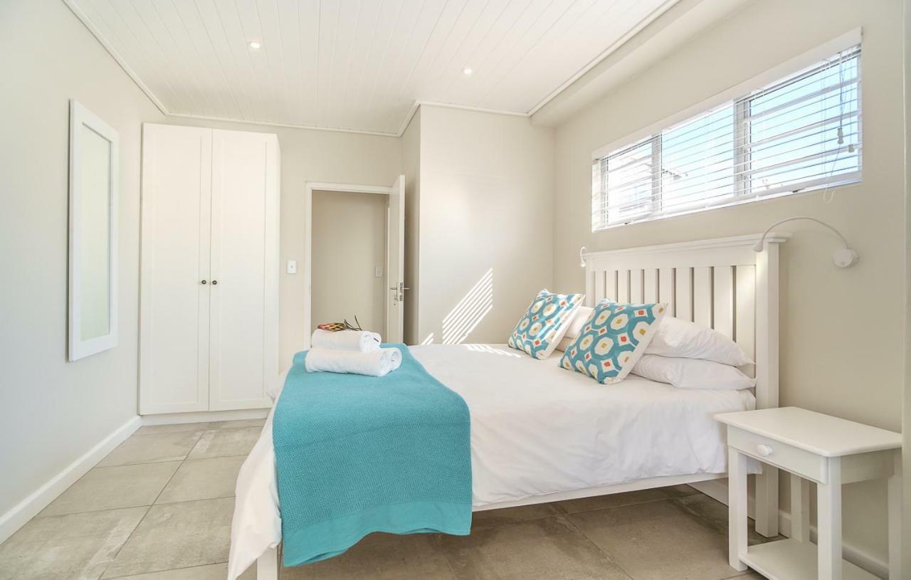 Fork West Holiday Apartments อีแลนด์สเบย์ ภายนอก รูปภาพ