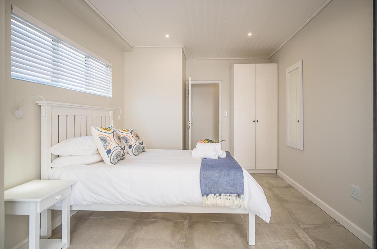 Fork West Holiday Apartments อีแลนด์สเบย์ ภายนอก รูปภาพ
