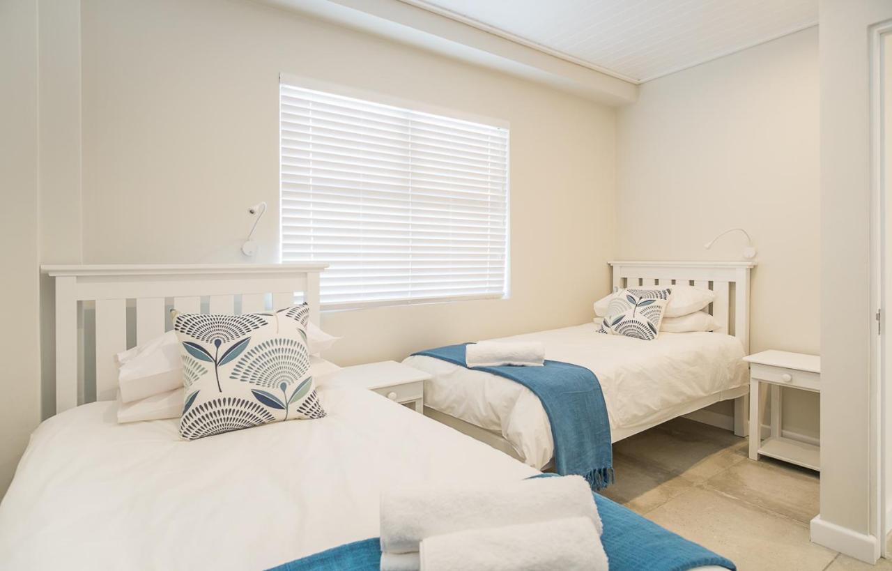 Fork West Holiday Apartments อีแลนด์สเบย์ ภายนอก รูปภาพ
